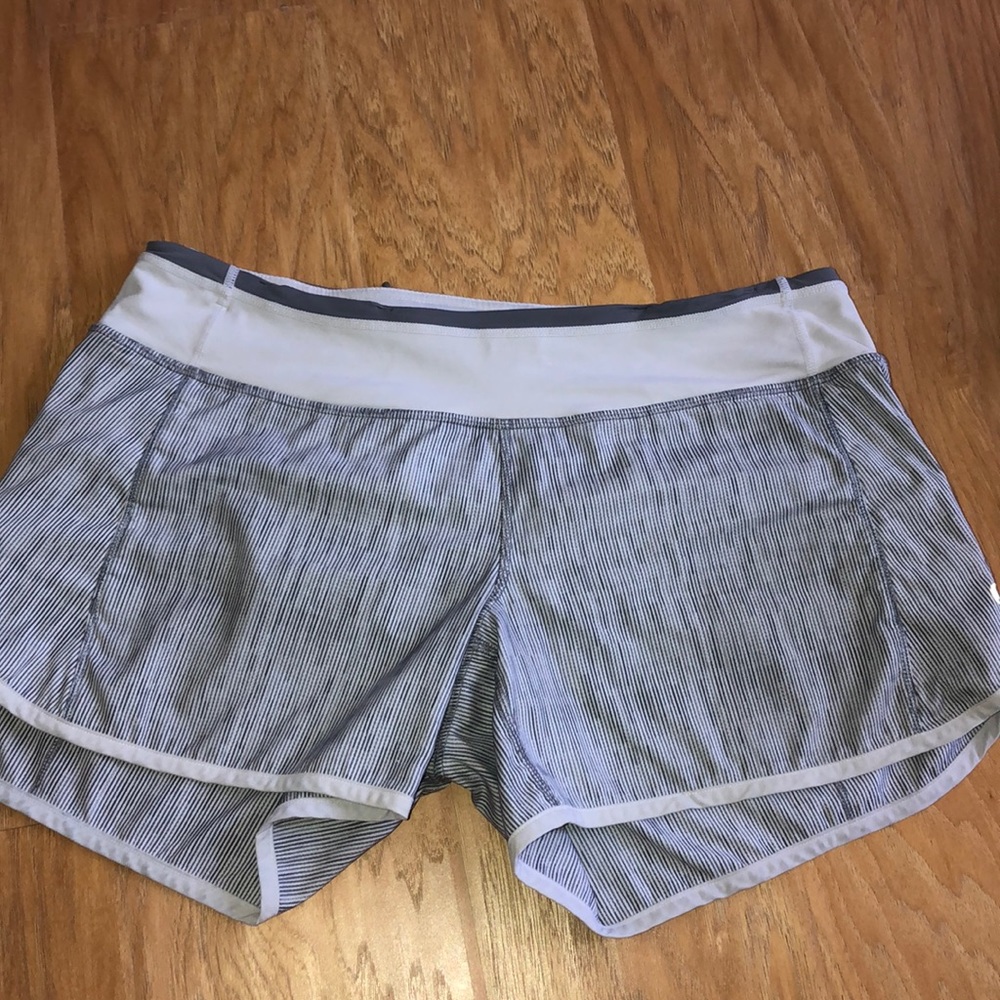 Lululemon shorts grey size 6